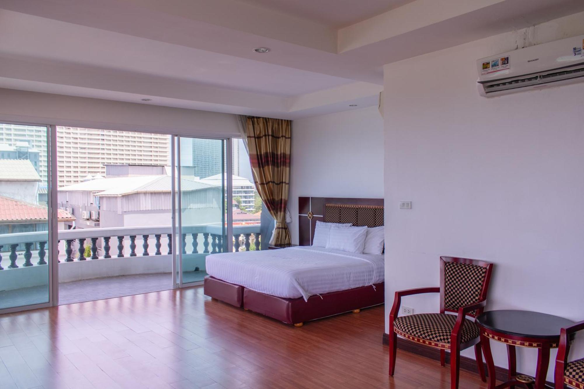Jomtien Hisotel Exterior foto