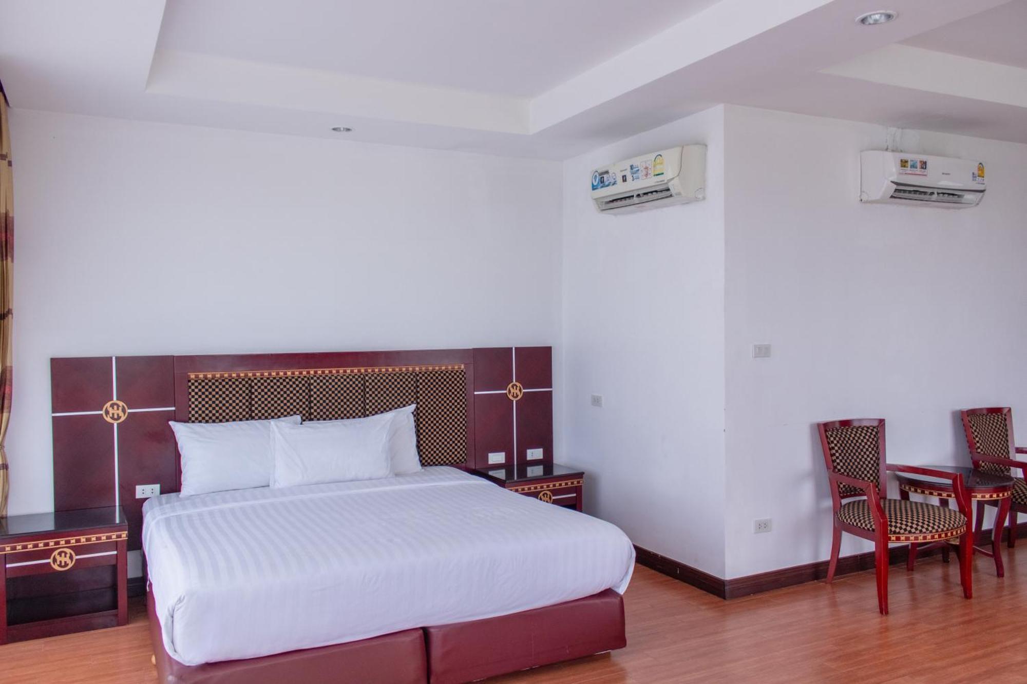Jomtien Hisotel Exterior foto