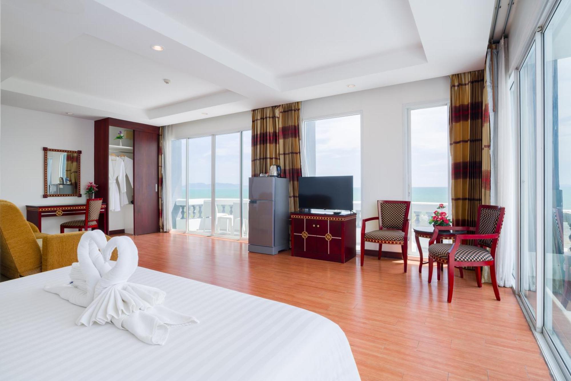 Jomtien Hisotel Exterior foto